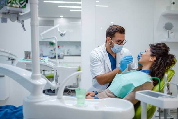 Best Tooth Extraction  in Nassau Bay, TX
